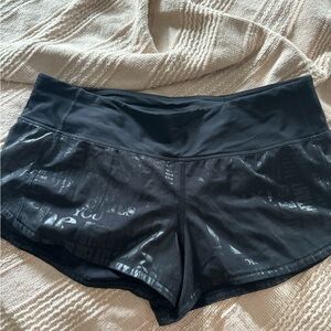 Lululemon speed up short 2.5"